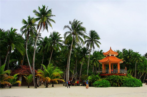 物业收取滞纳金吗（物业收滞纳金是否违法是敲诈吗?）